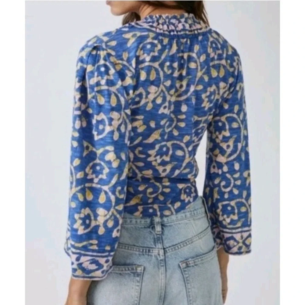 Free People Top On The Block Small Blue Cotton Batik Print Smocked Wide‎ Sleeve